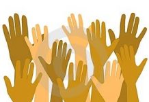 Πώς να οργανώσουμε δημοκρατικά το κίνημα hands.jpg