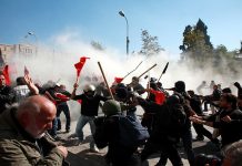 Λέον Τρότσκι: για την εργατική πολιτοφυλακή epeisodia_pame.jpg
