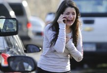 Πού οφείλεται η σφαγή στις Η.Π.Α.; Connecticut-massacre-11