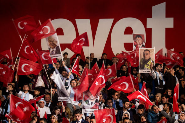 Πως «νίκησε» ο Ερντογάν στο δημοψήφισμα;