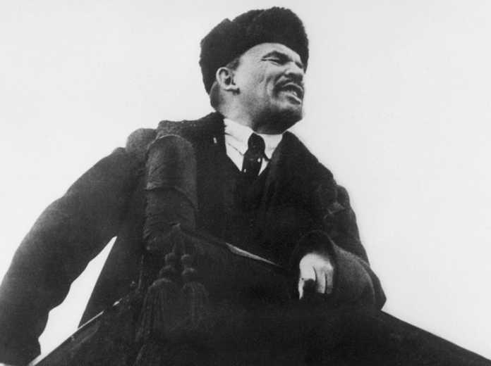 Λένιν, Οκτωβριανή Επανάσταση, Ομιλία, Λόγος, Επέτειος