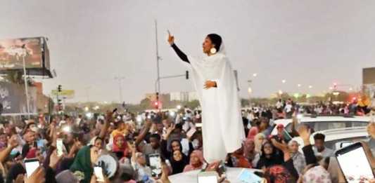 Σουδάν επανάσταση δικτάτορες