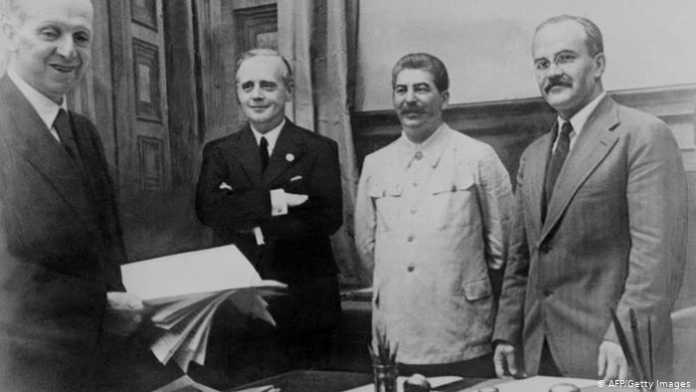 Σύμφωνο μη επίθεσης, Ρίμπεντροπ-Μολότοφ, Χίτλερ-Στάλιν, ναζιστική Γερμανία, Σοβιετική Ένωση