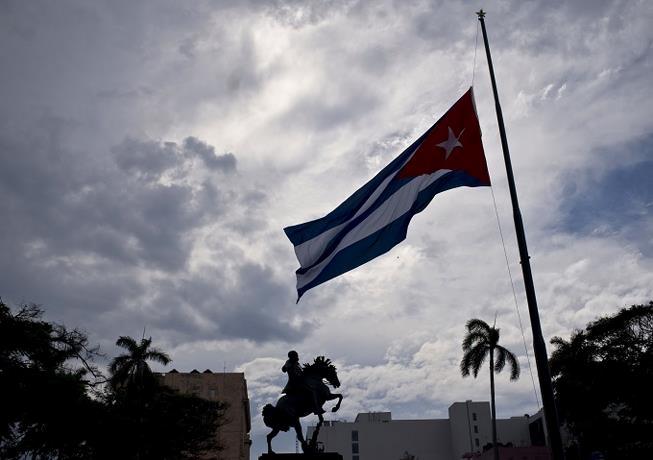 Κούβα: το χτύπημα του τυφώνα Ίαν και οι κίνδυνοι για την επανάσταση