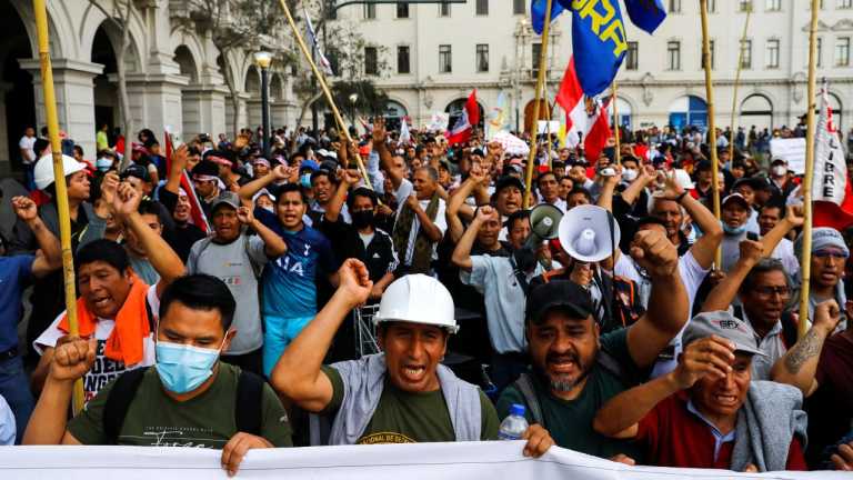Περού: Οι κινητοποιήσεις ενάντια στο πραξικόπημα εξαπλώνονται